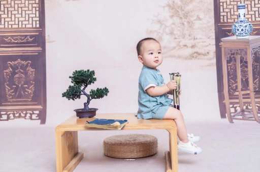 唐山宝宝几个月会认人
